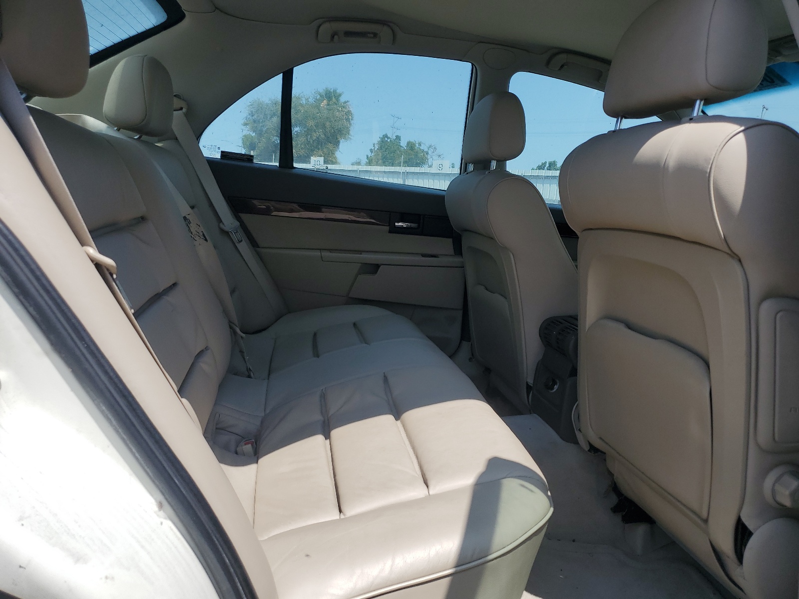 W06VR54R9YR037297 2000 Cadillac Catera