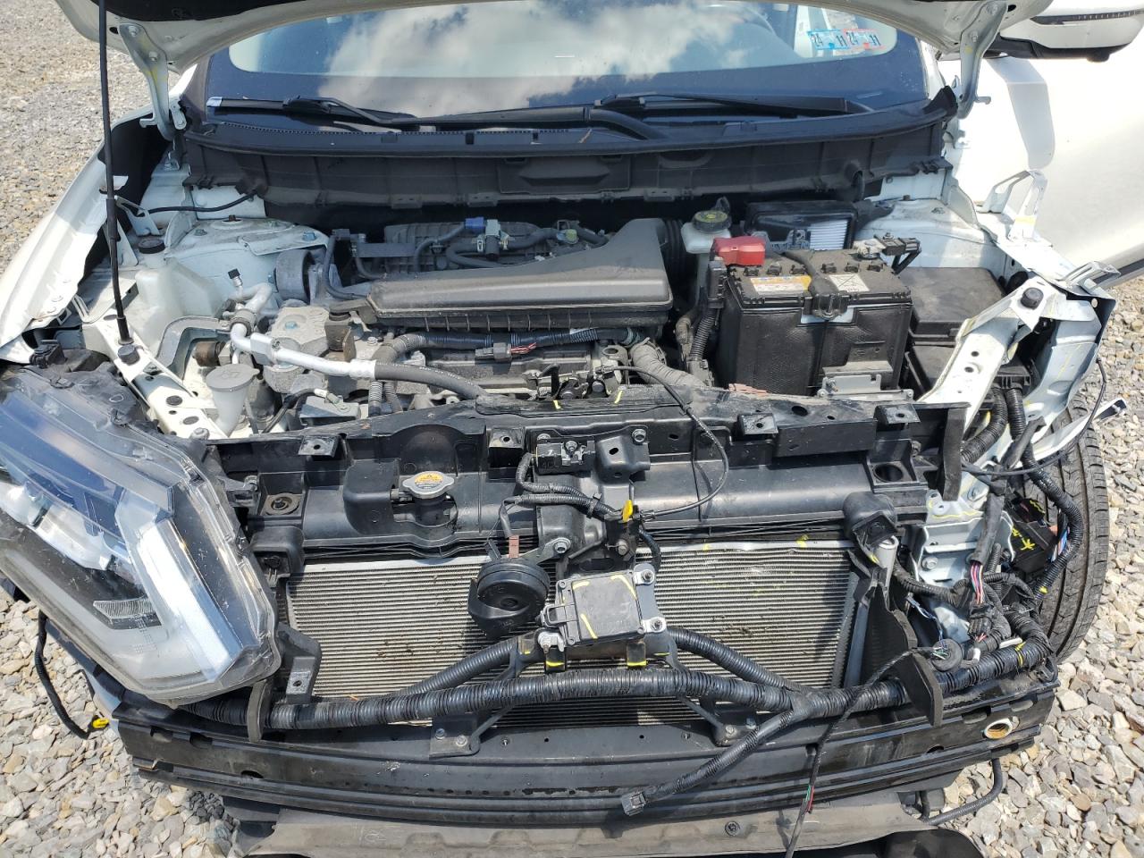 2018 Nissan Rogue S VIN: JN8AT2MVXJW318904 Lot: 63893444