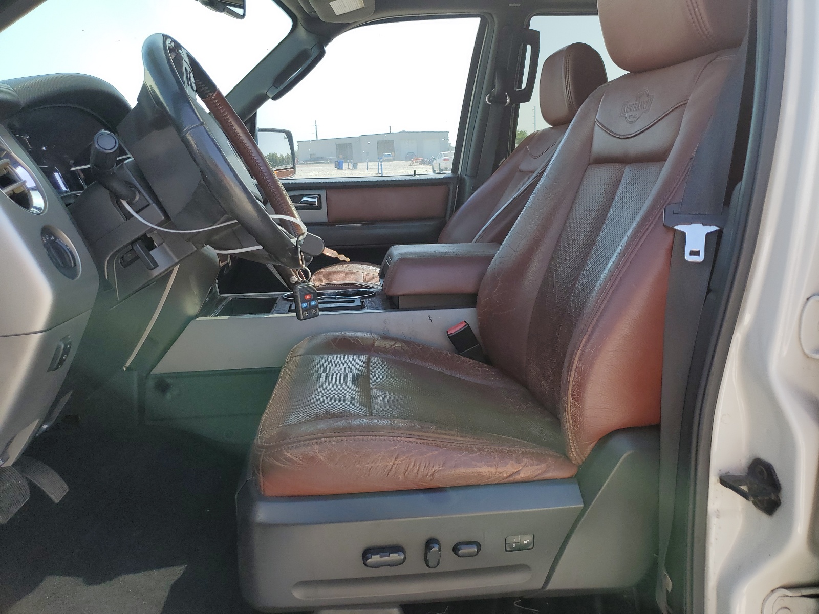 1FMFU17588LA14594 2008 Ford Expedition Eddie Bauer