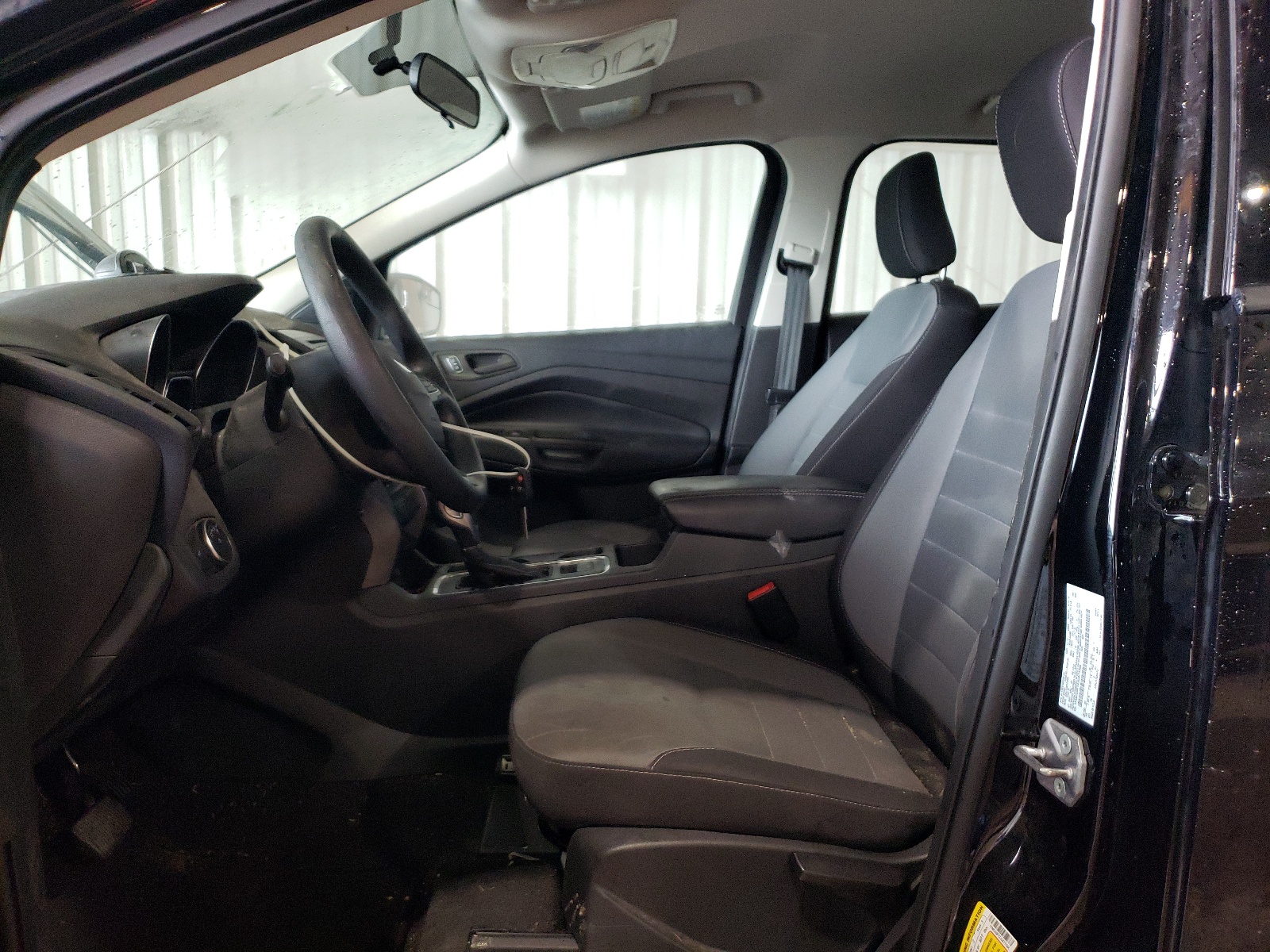 1FMCU0F72JUA71566 2018 Ford Escape S