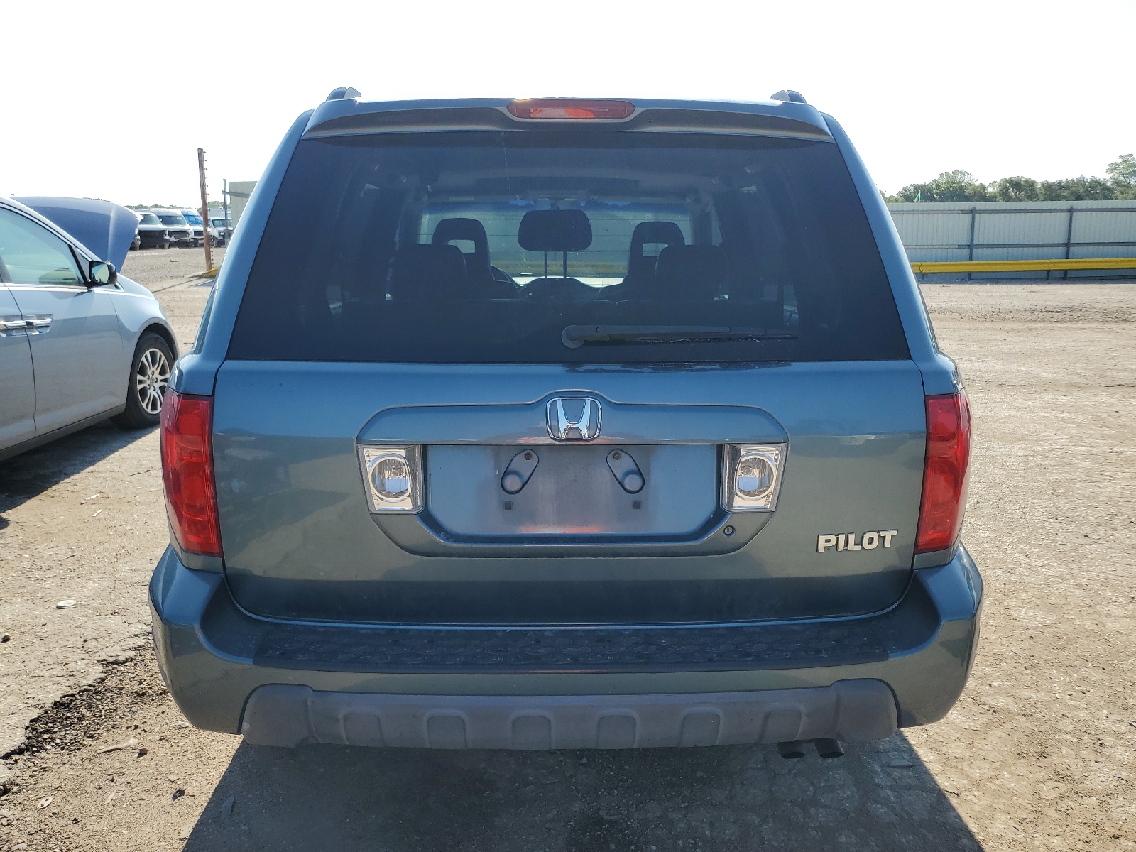5FNYF18525B042492 2005 Honda Pilot Exl