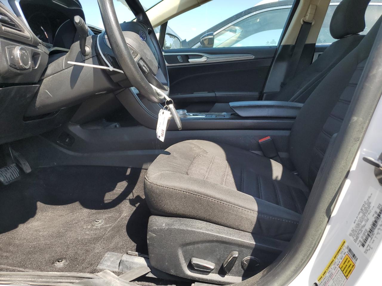 2019 Ford Fusion Se VIN: 3FA6P0T9XKR271222 Lot: 63687924