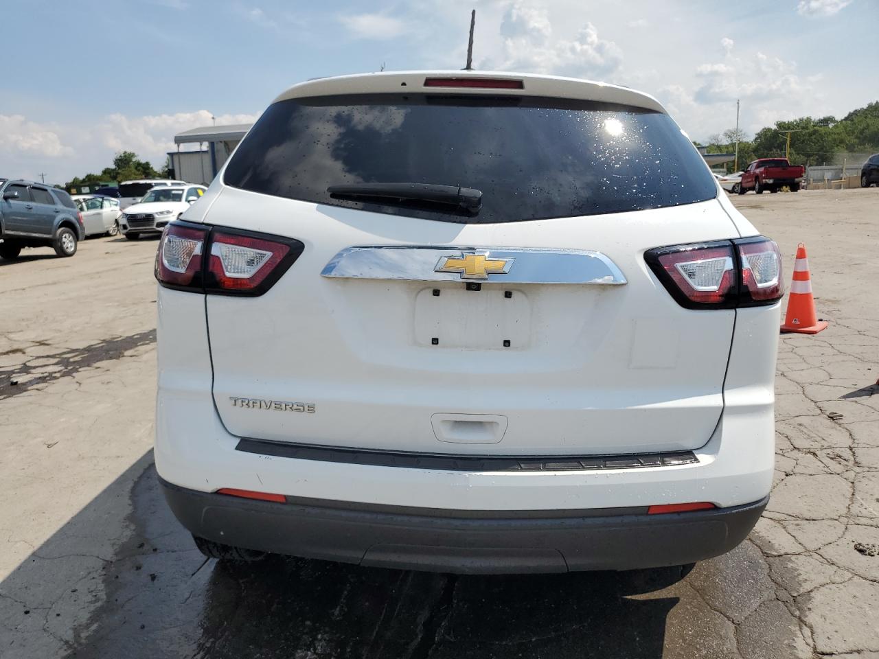 2017 Chevrolet Traverse Ls VIN: 1GNKRFKD6HJ293949 Lot: 63047944