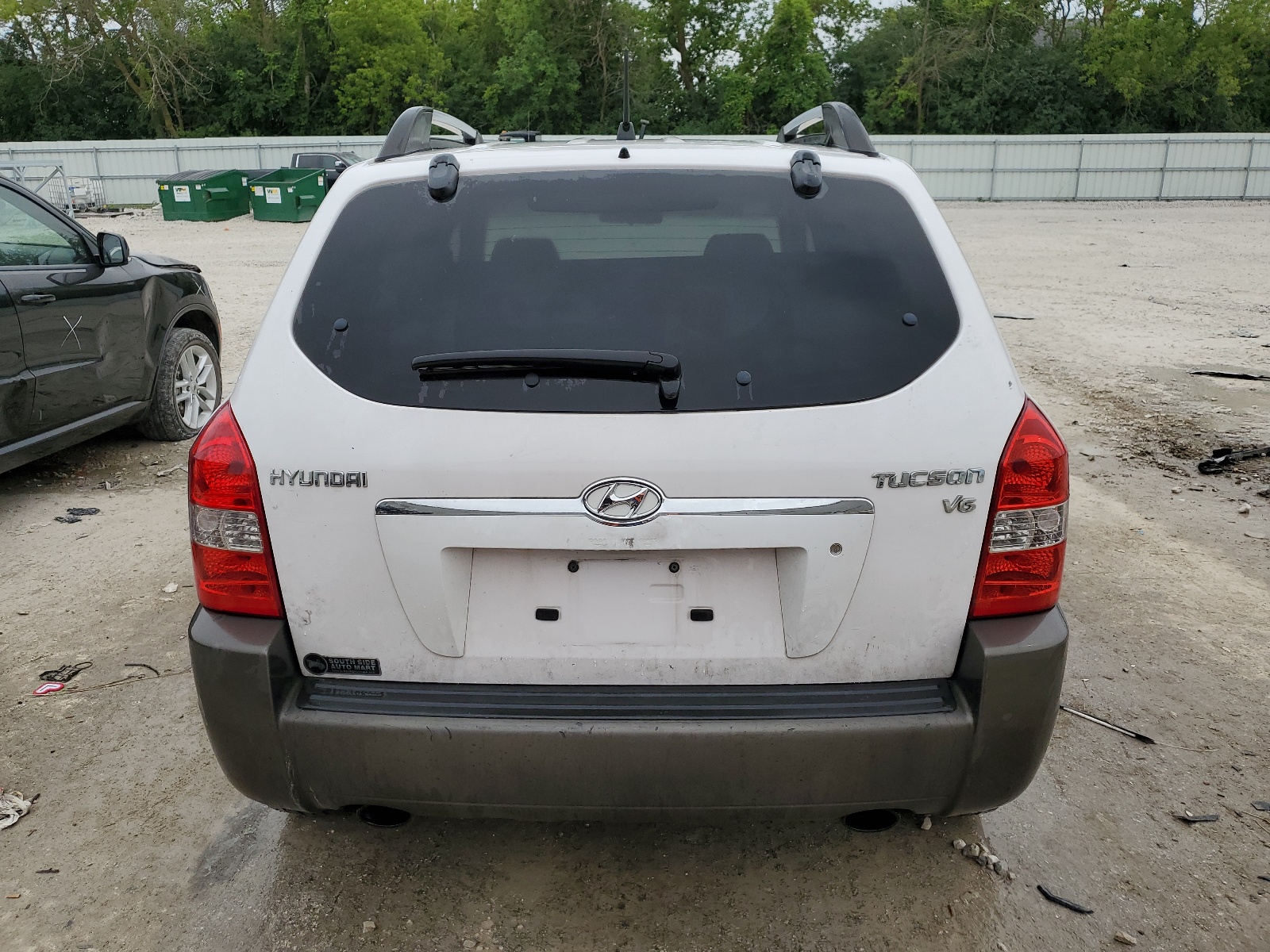 KM8JN12D75U132843 2005 Hyundai Tucson Gls
