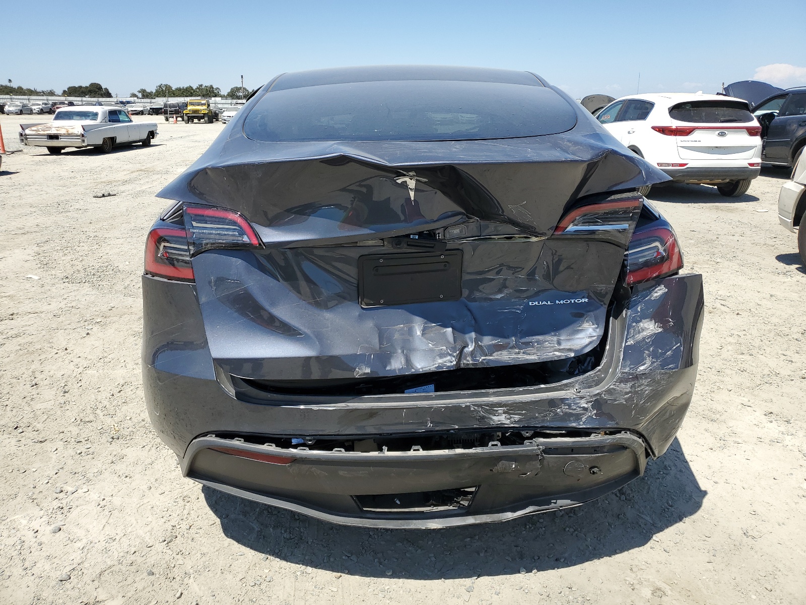 7SAYGDEE7PF850622 2023 Tesla Model Y