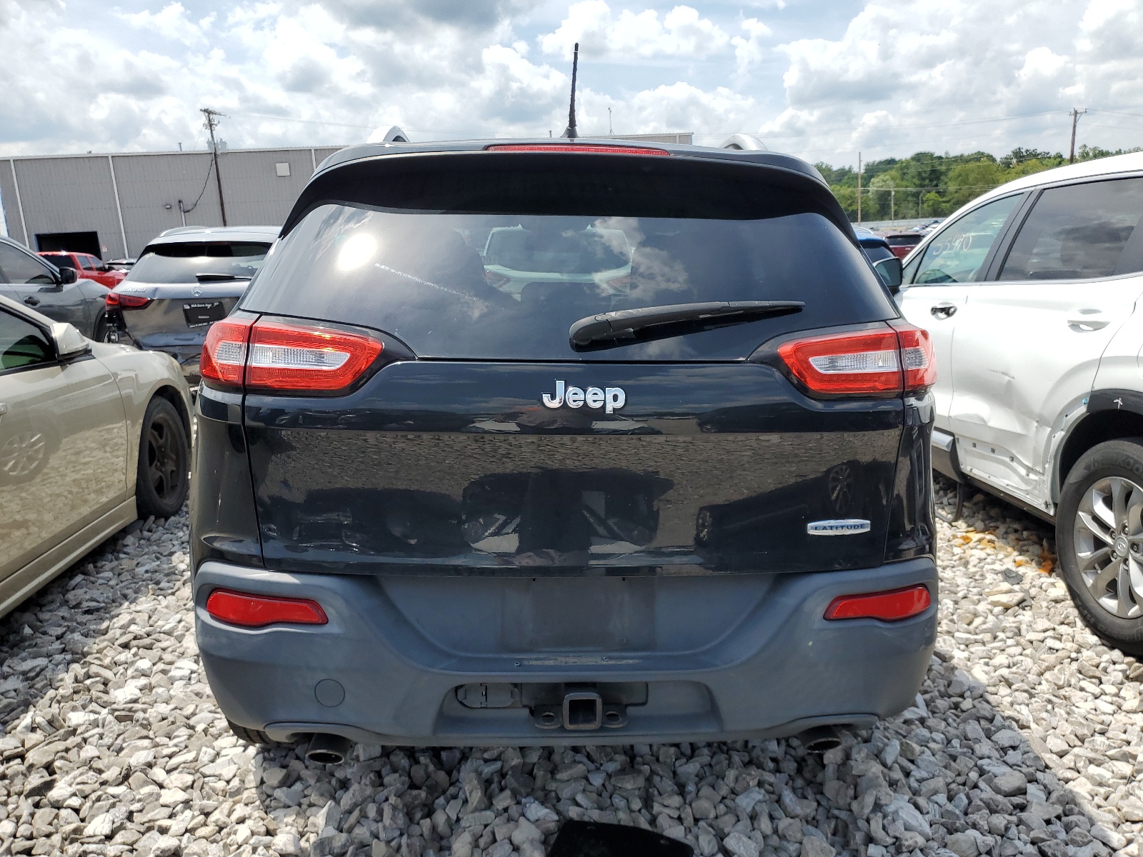 1C4PJLCS9EW144175 2014 Jeep Cherokee Latitude