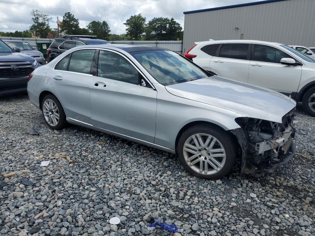 VIN 55SWF4KB2FU017521 2015 MERCEDES-BENZ C-CLASS no.4