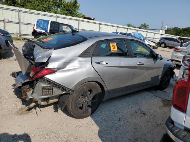  HYUNDAI ELANTRA 2022 Srebrny