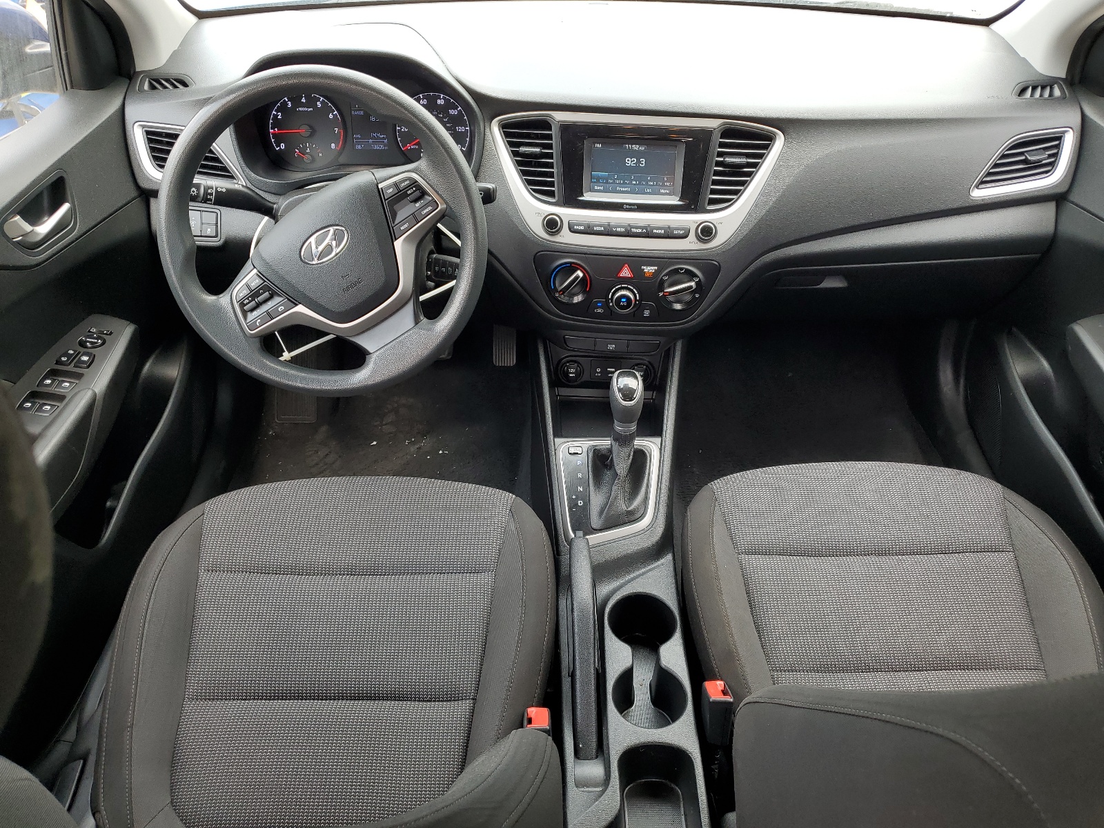 2020 Hyundai Accent Se vin: 3KPC24A63LE092508