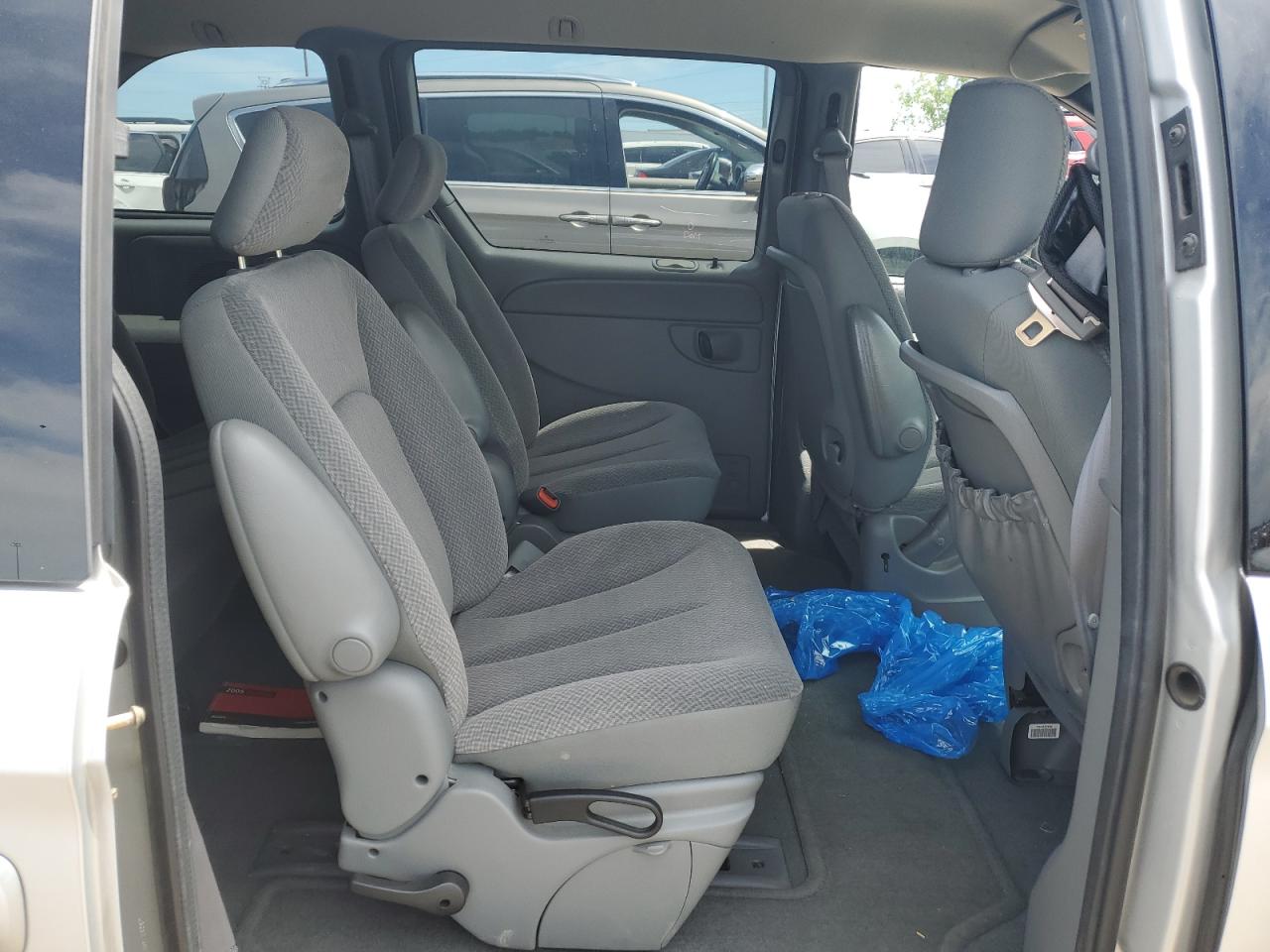 2005 Dodge Caravan Sxt VIN: 1D4GP45R75B144491 Lot: 60616504