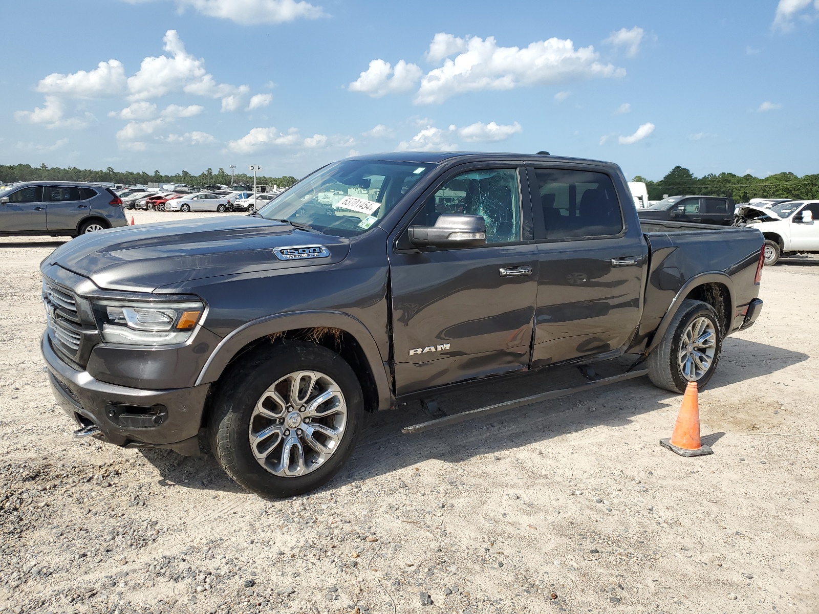 2022 Ram 1500 Laramie vin: 1C6SRFJT7NN285789