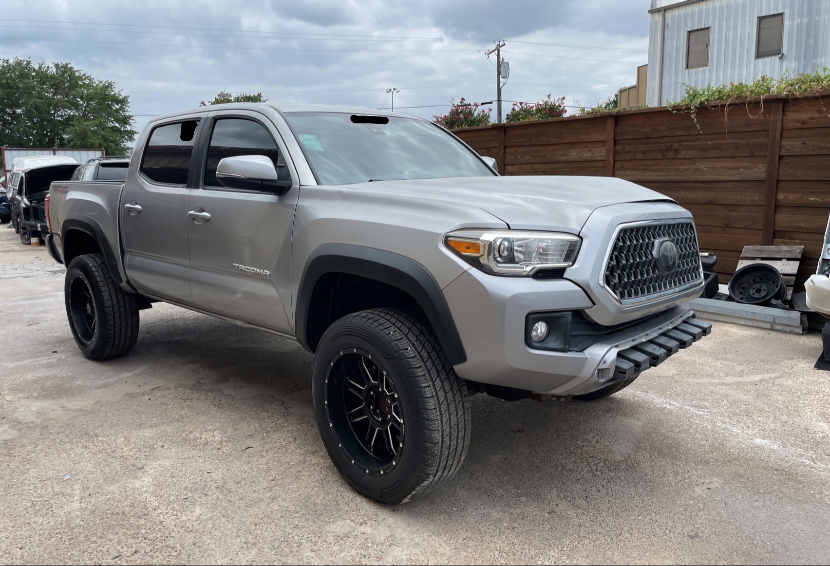 2018 Toyota Tacoma Double Cab vin: 3TMAZ5CN7JM056286