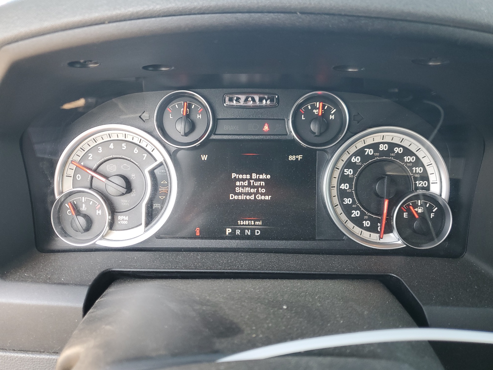 1C6RR7GG2DS705117 2013 Ram 1500 Slt