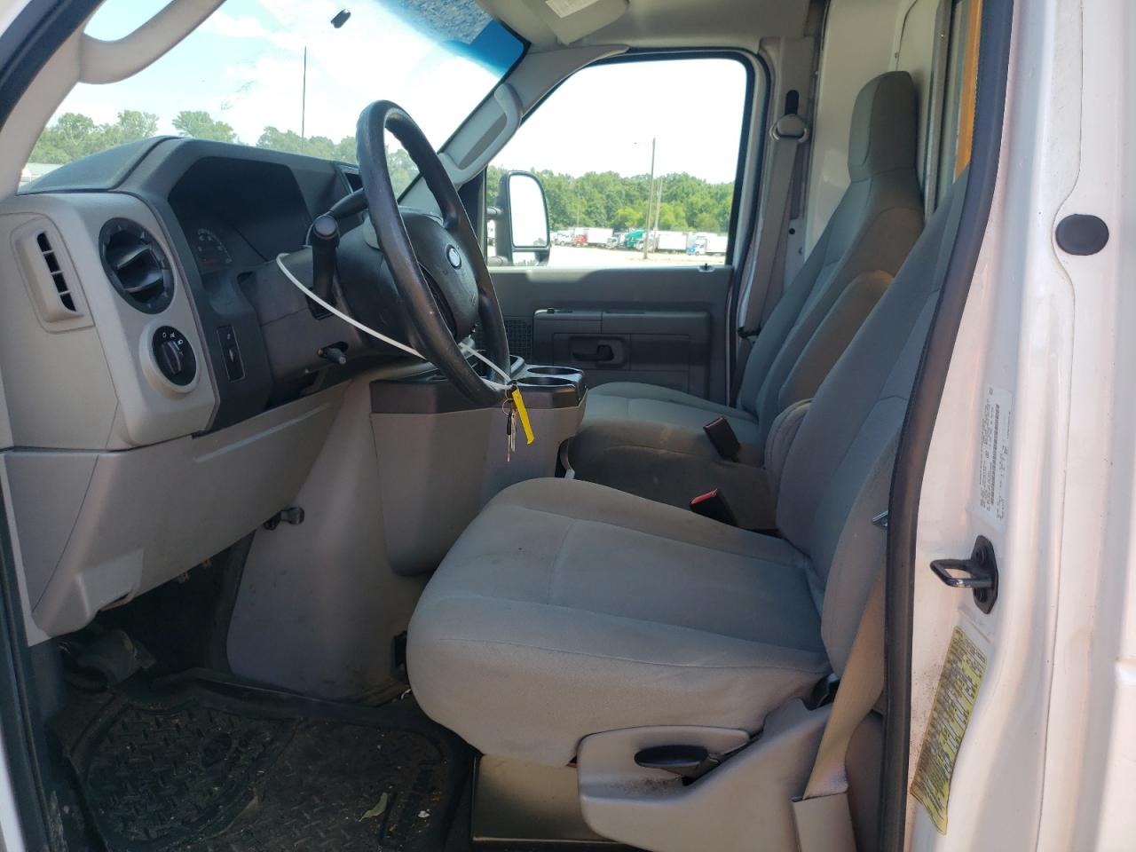 2016 Ford Econoline E350 Super Duty Cutaway Van VIN: 1FDWE3FL5GDC40609 Lot: 67001764