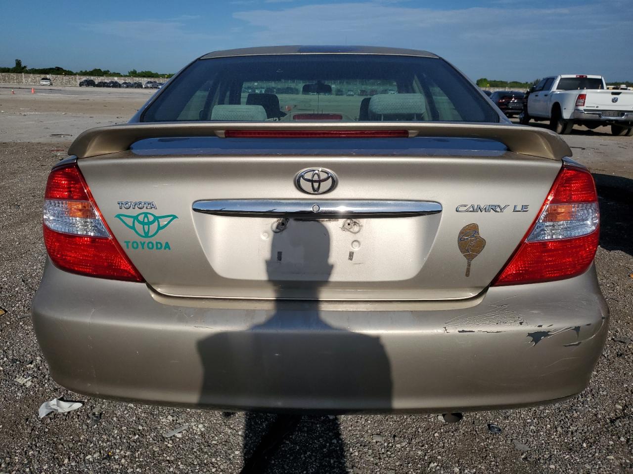 2003 Toyota Camry Le VIN: 4T1BE32K03U175559 Lot: 65149434