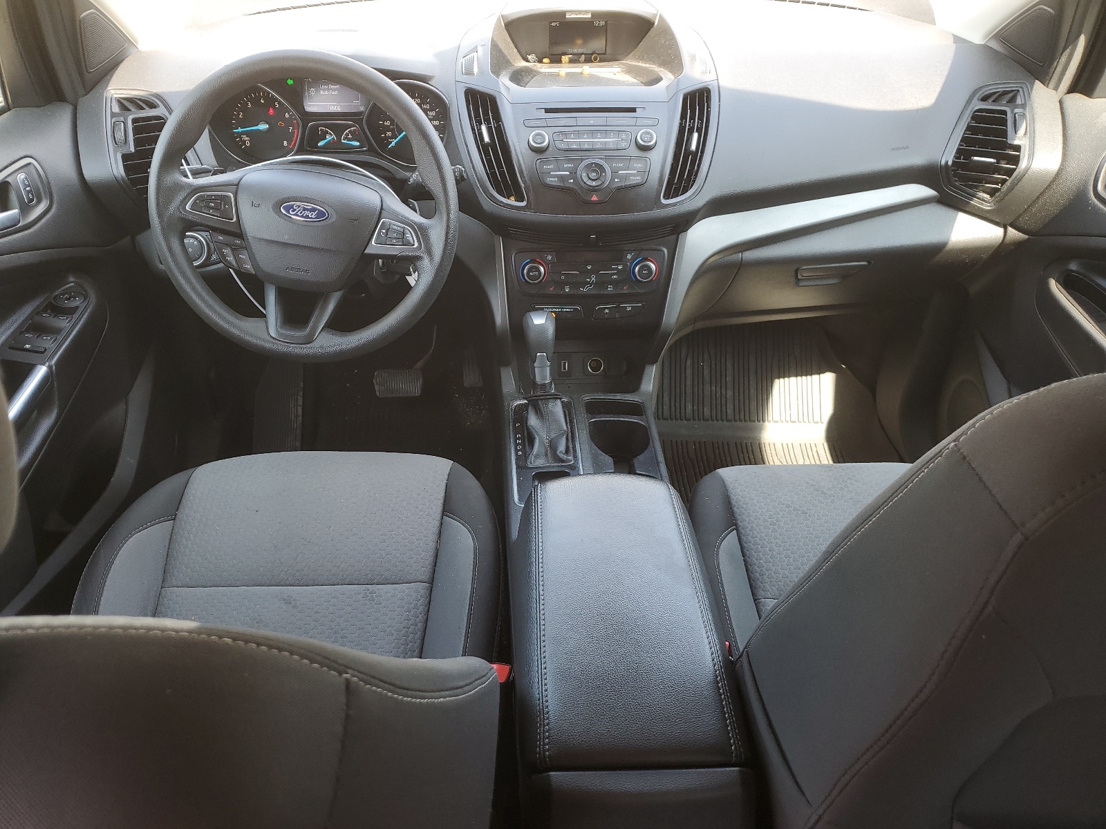 1FMCU0G96HUE40987 2017 Ford Escape Se