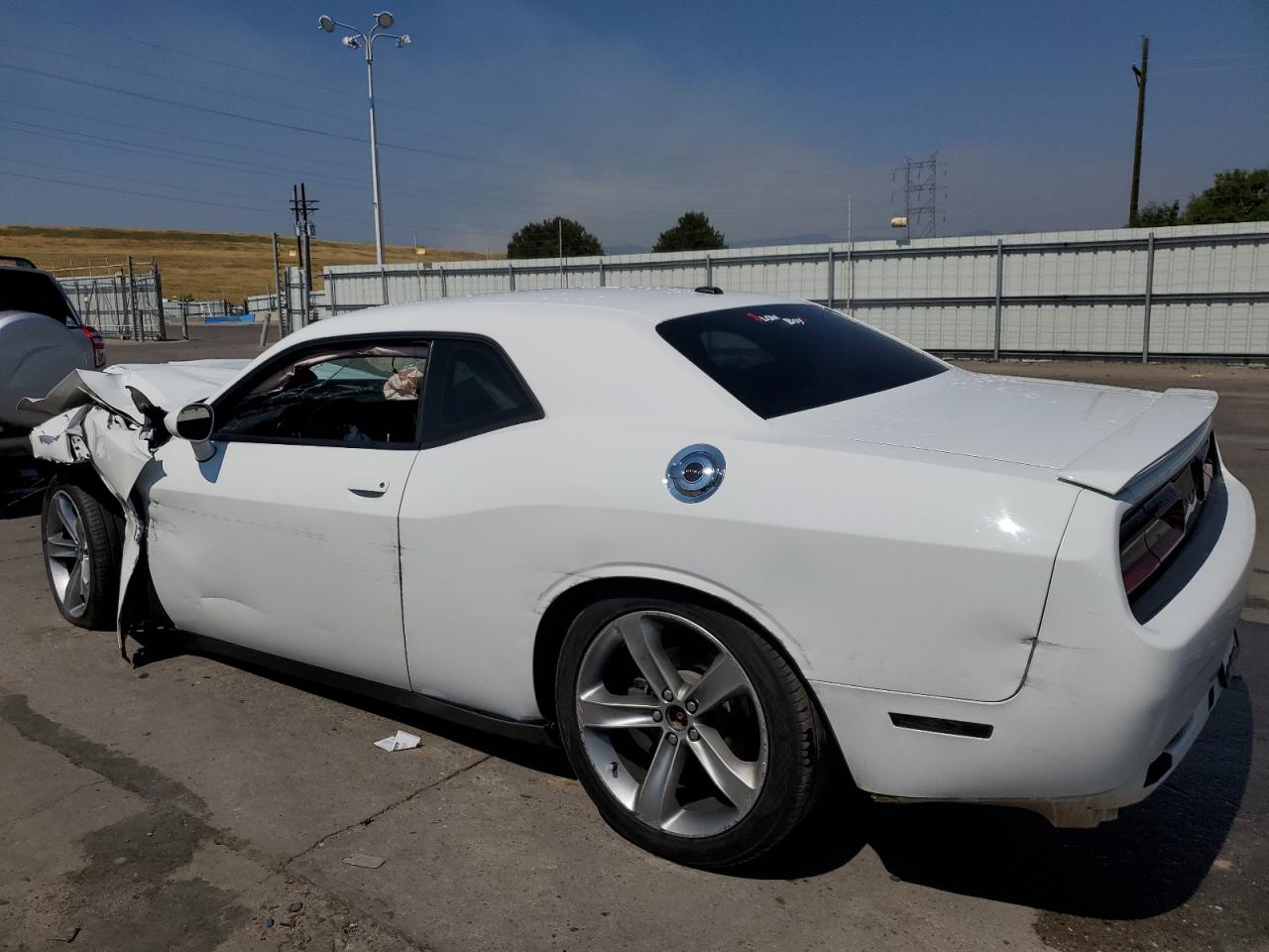 2C3CDZAT6FH712648 2015 DODGE CHALLENGER - Image 2