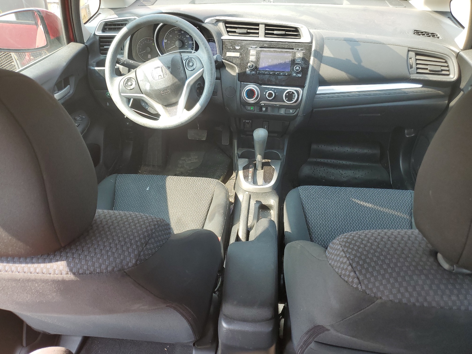 3HGGK5H48KM702307 2019 Honda Fit Lx