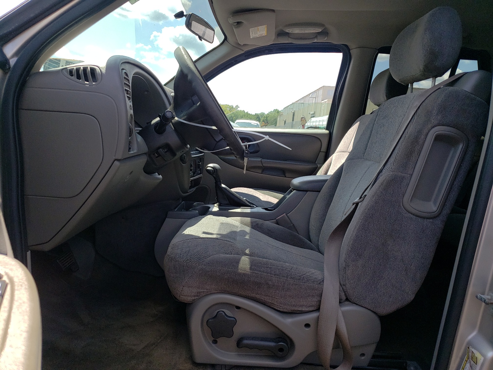 1GNDT13S442394843 2004 Chevrolet Trailblazer Ls