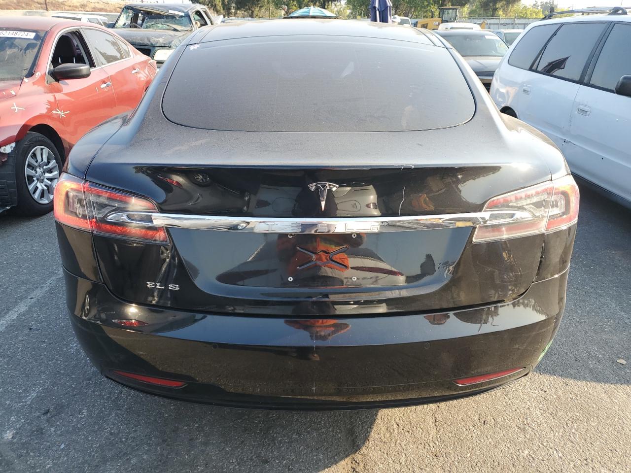 2016 Tesla Model S VIN: 5YJSA1E14GF156583 Lot: 62268334