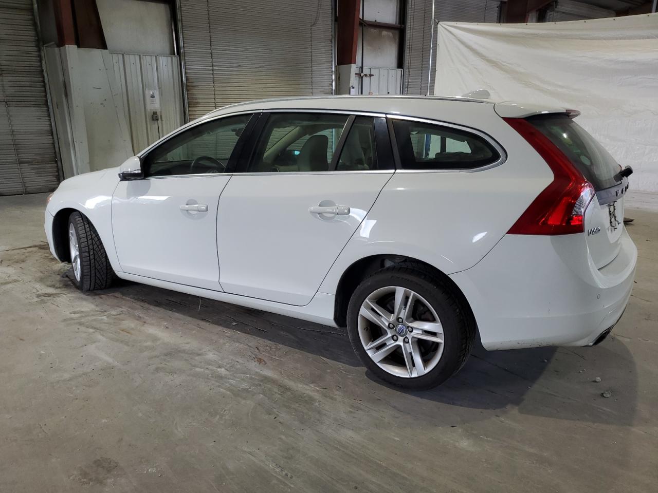 2015 Volvo V60 Platinum VIN: YV1612SD1F1193906 Lot: 60938044