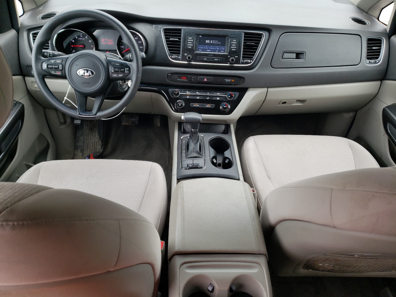 2018 Kia Sedona Lx vin: KNDMB5C12J6389123