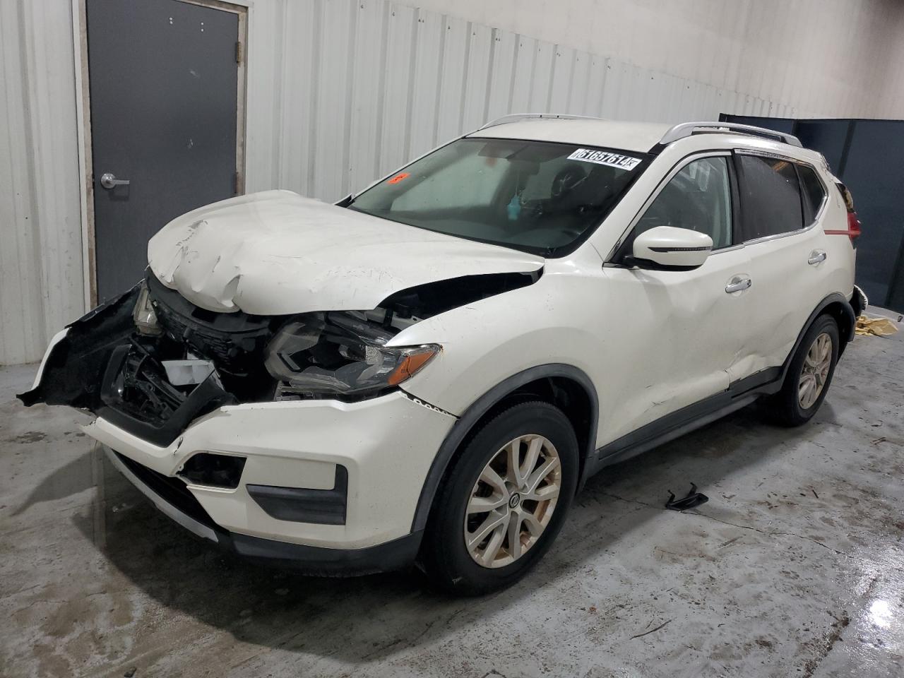 2017 Nissan Rogue S VIN: JN8AT2MT2HW392732 Lot: 61657614