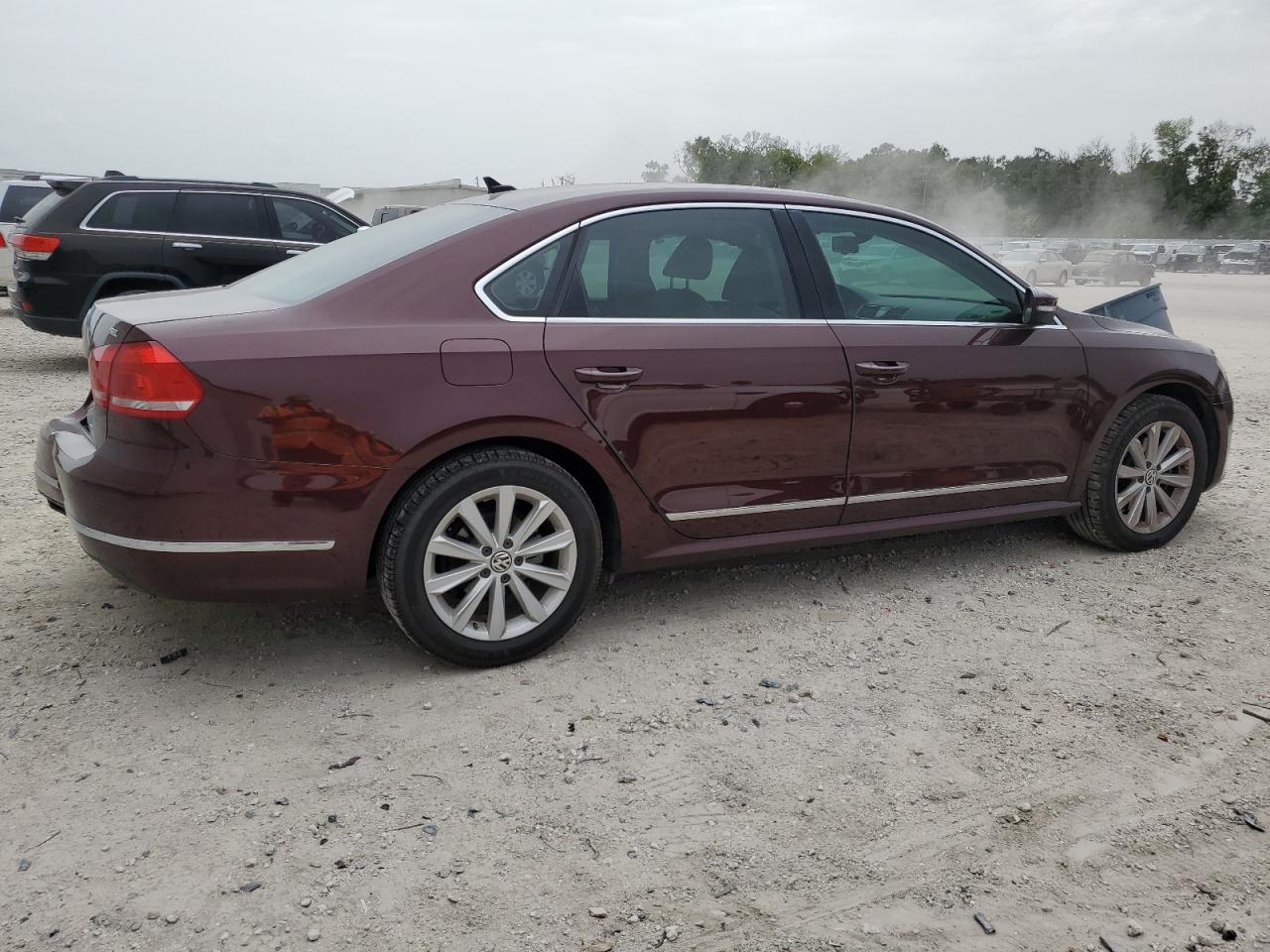 1VWCH7A38DC075604 2013 Volkswagen Passat Sel