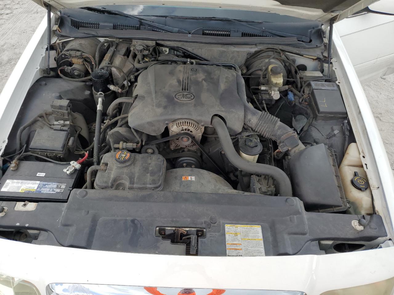 2000 Ford Crown Victoria Lx VIN: 2FAFP74W3YX150457 Lot: 63869194