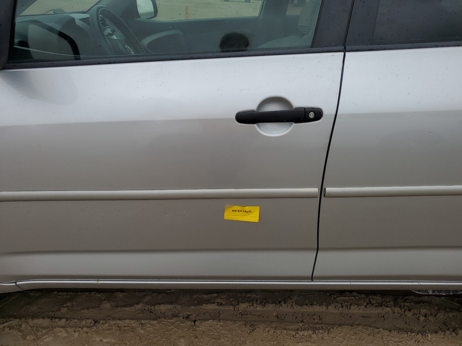 2T3BF4DV2BW086155 2011 Toyota Rav4