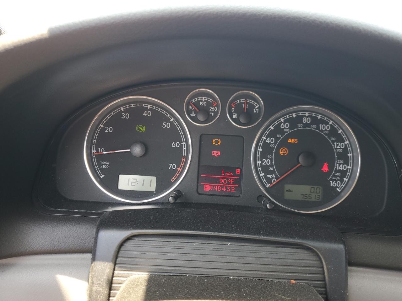 2004 Volkswagen Passat Glx VIN: WVWRH63B84P044387 Lot: 62834344