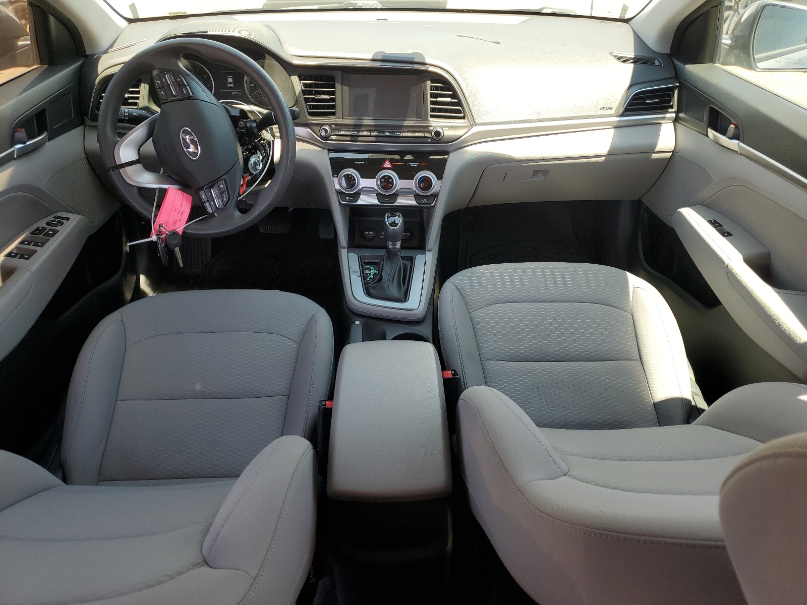 5NPD84LF3KH409584 2019 Hyundai Elantra Sel