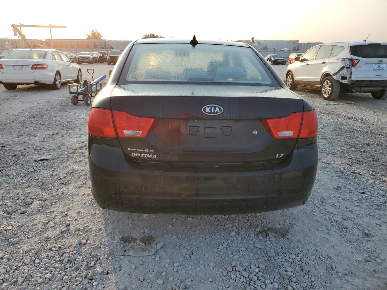 2009 Kia Optima Lx VIN: KNAGE228195355674 Lot: 64219944