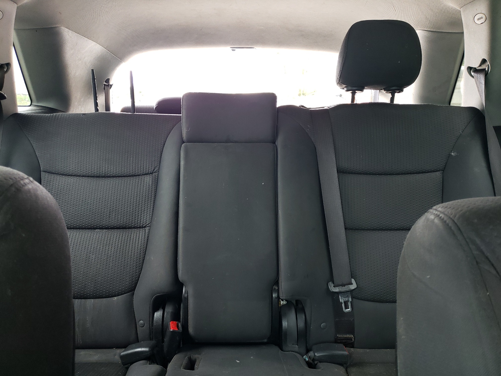 2012 Kia Sorento Base vin: 5XYKTDA63CG223688