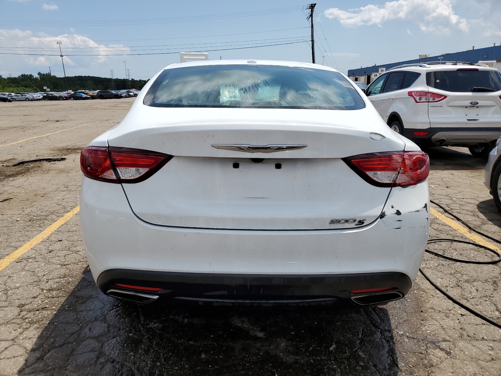 1C3CCCBB8FN715693 2015 Chrysler 200 S