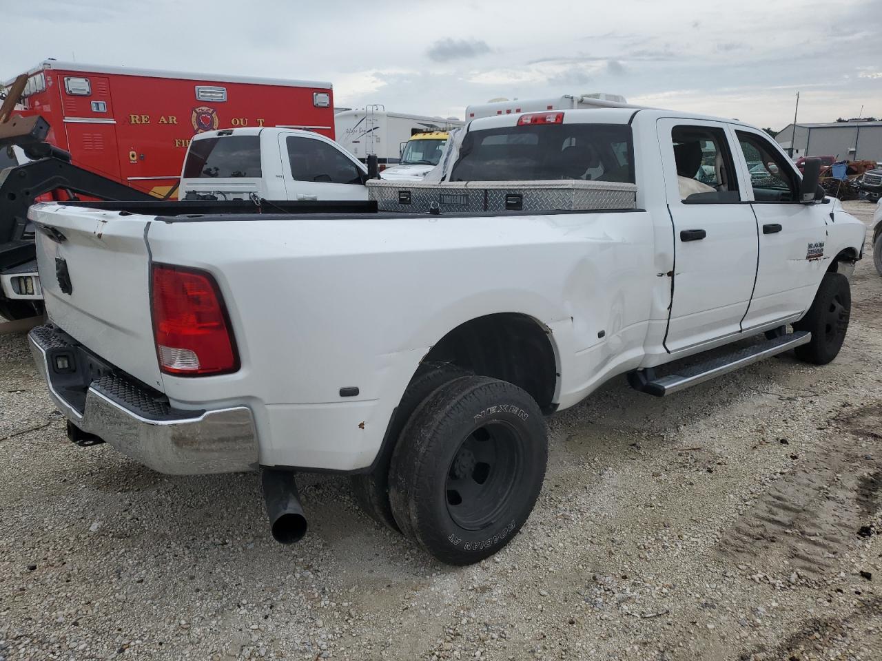 2016 Ram 3500 St VIN: 3C63RRGL4GG335461 Lot: 62625314