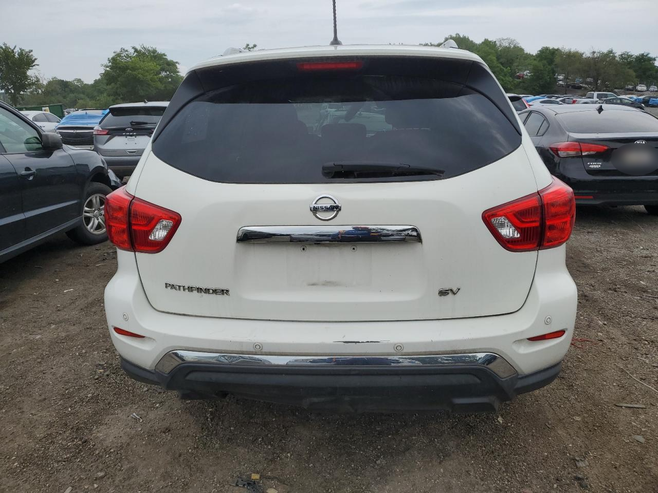 2017 Nissan Pathfinder S vin: 5N1DR2MM3HC626812