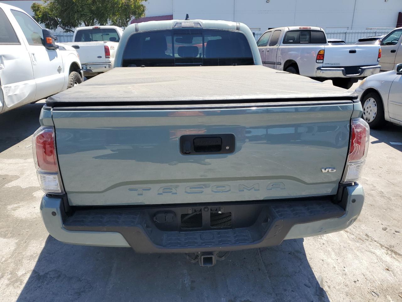 3TYDZ5BN4PT028831 2023 Toyota Tacoma Double Cab