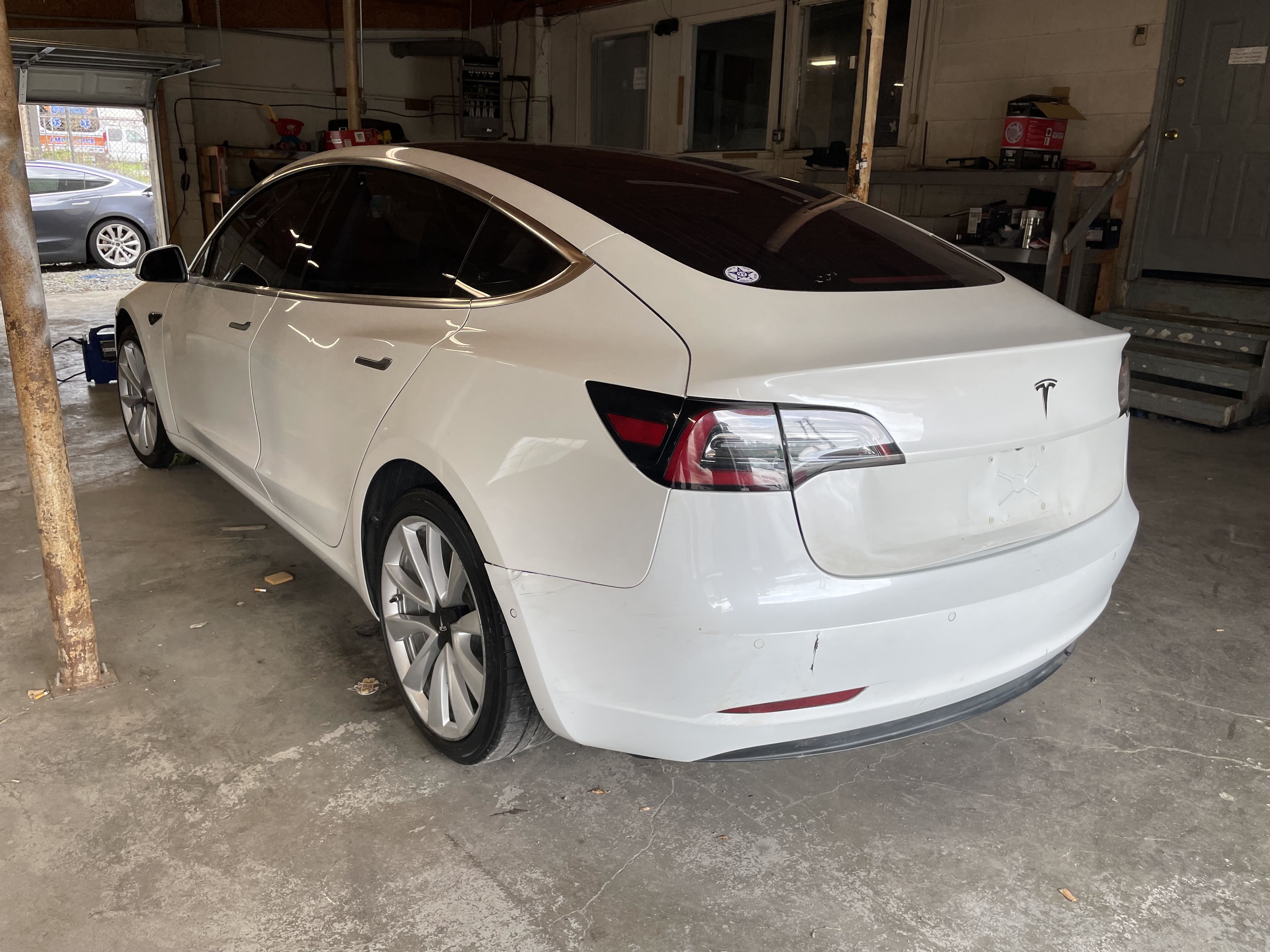 2017 Tesla Model 3 vin: 5YJ3E1EA7HF003125