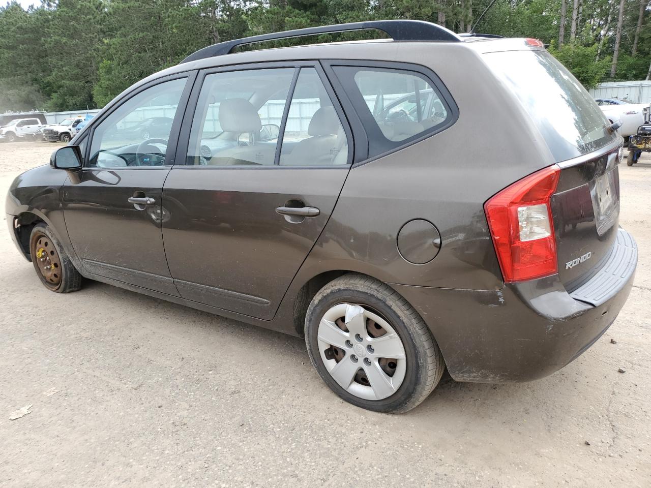 2009 Kia Rondo Base VIN: KNAFG528397264532 Lot: 65082714