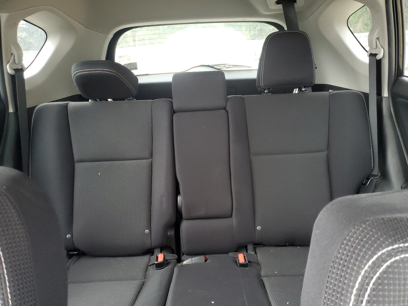 2T3RFREV8HW657862 2017 Toyota Rav4 Xle