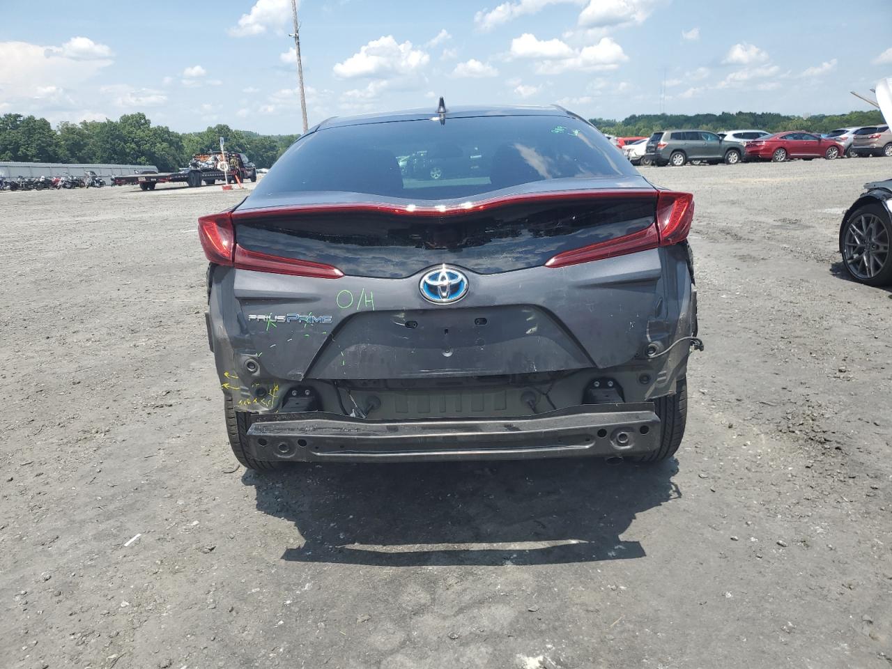 2017 Toyota Prius Prime VIN: JTDKARFP8H3003754 Lot: 63400174