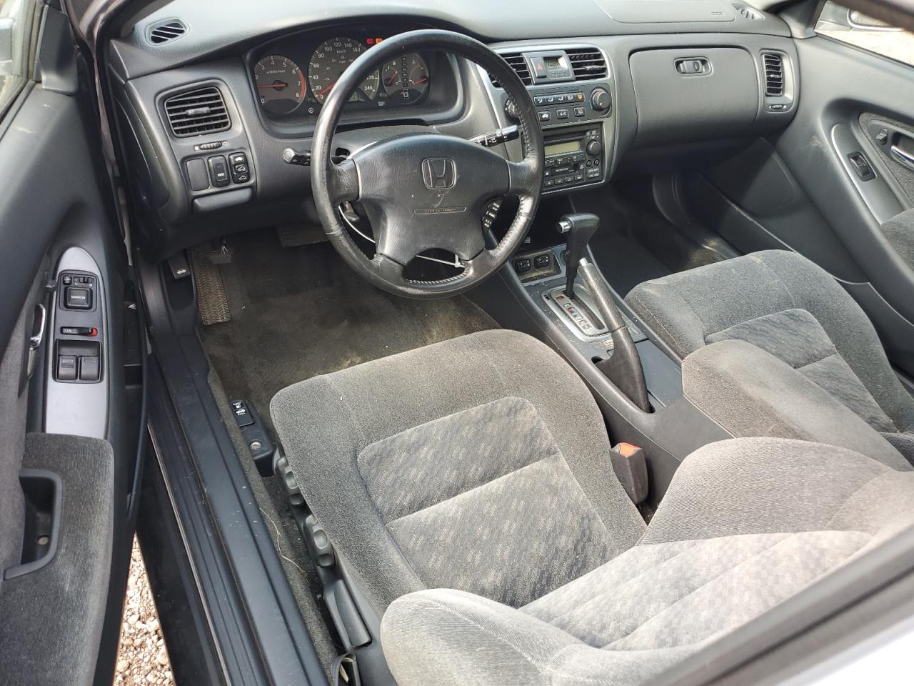 2002 Honda Accord - Image 8