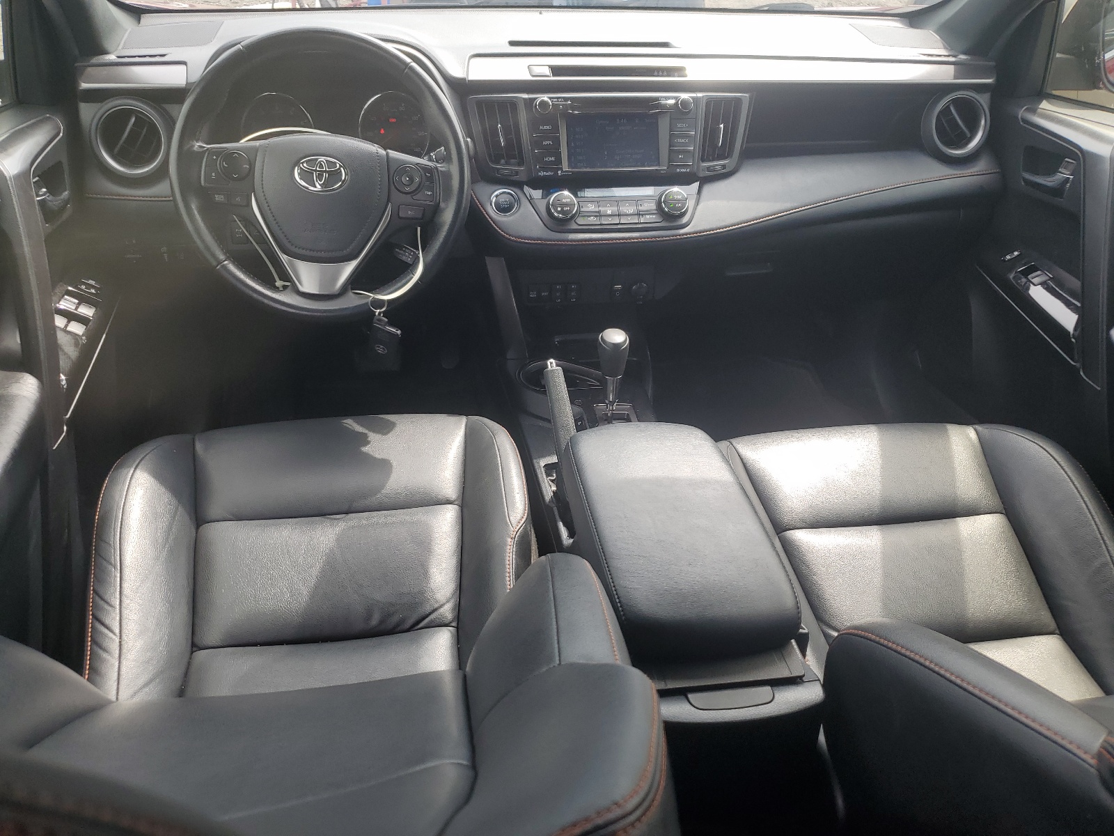 JTMJFREV0JD241949 2018 Toyota Rav4 Se