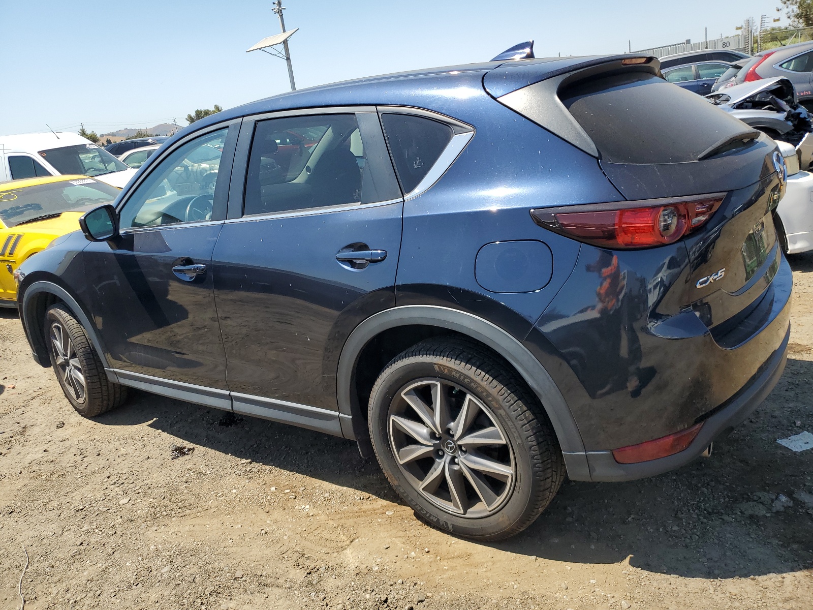 2018 Mazda Cx-5 Touring vin: JM3KFACM1J1446849