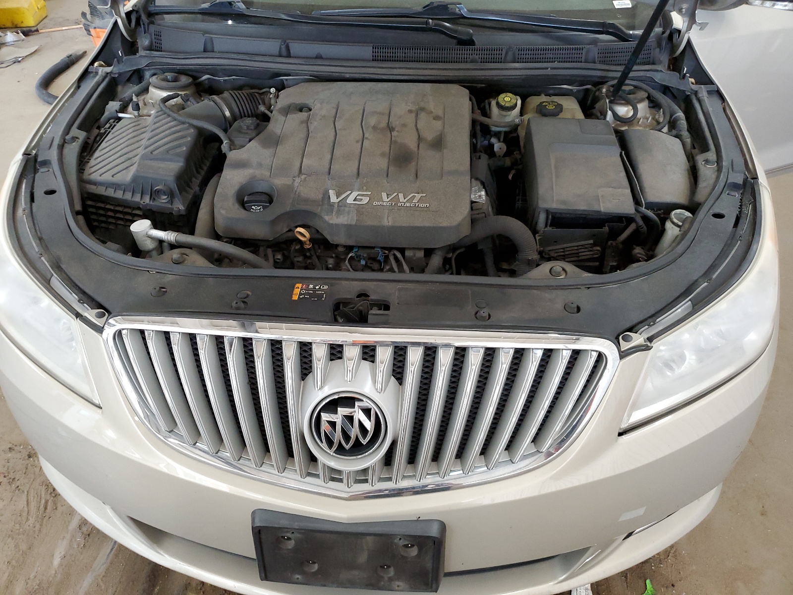 1G4GC5ED5BF364585 2011 Buick Lacrosse Cxl