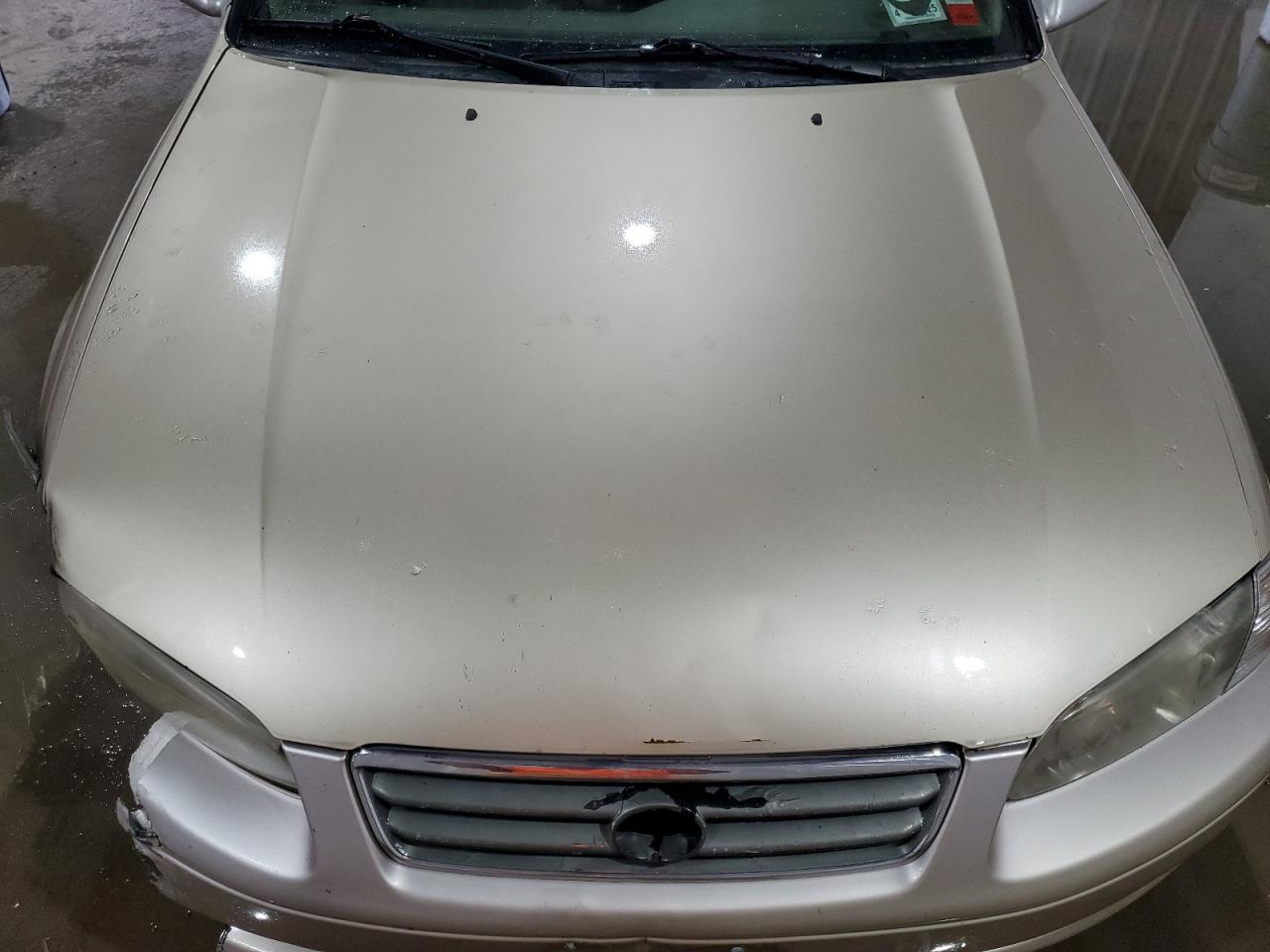 2000 Toyota Camry Ce VIN: JT2BG22K9Y0393628 Lot: 61477134