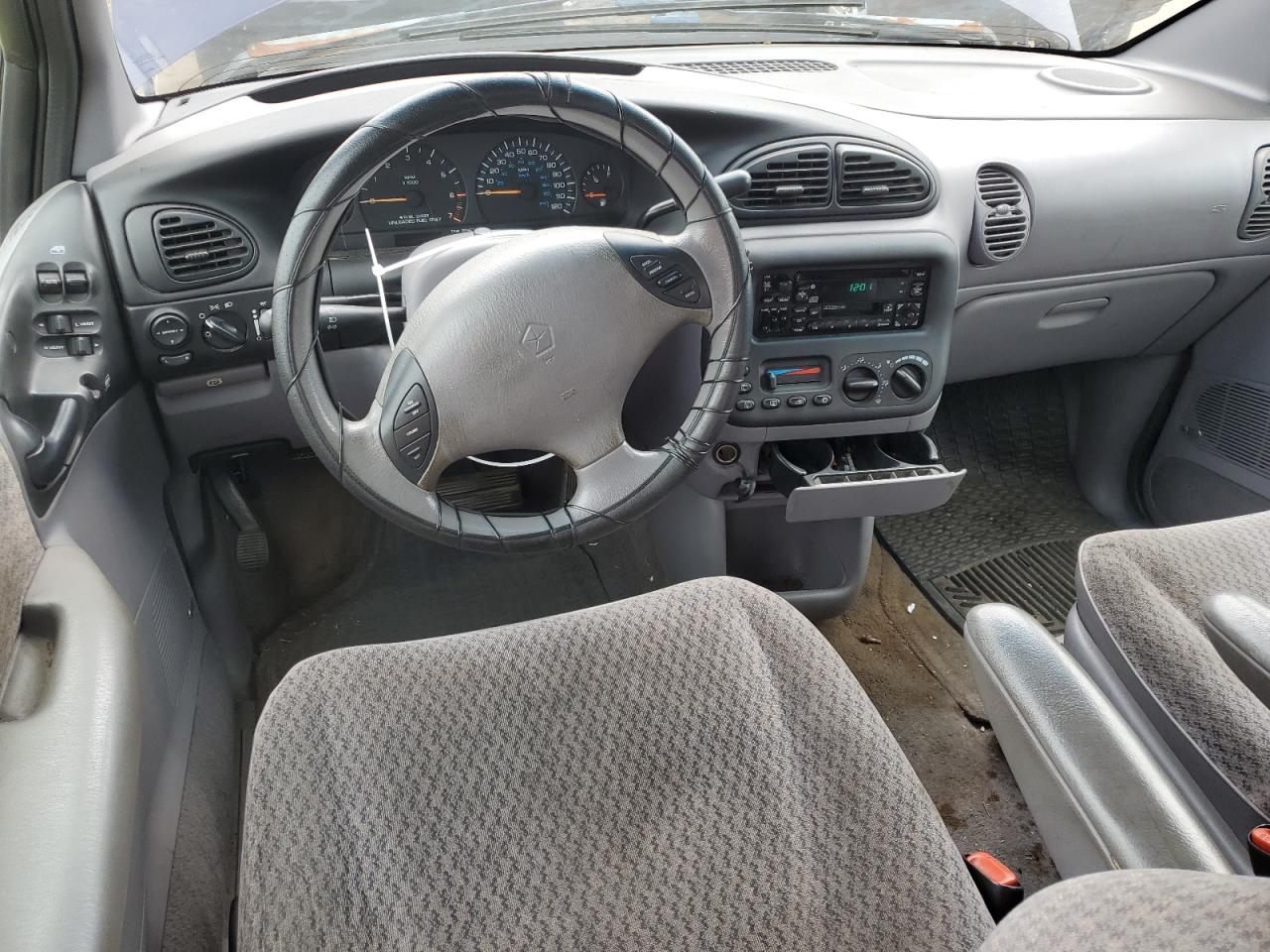 1999 Dodge Grand Caravan Se VIN: 1B4GP44R9XB831924 Lot: 63927224