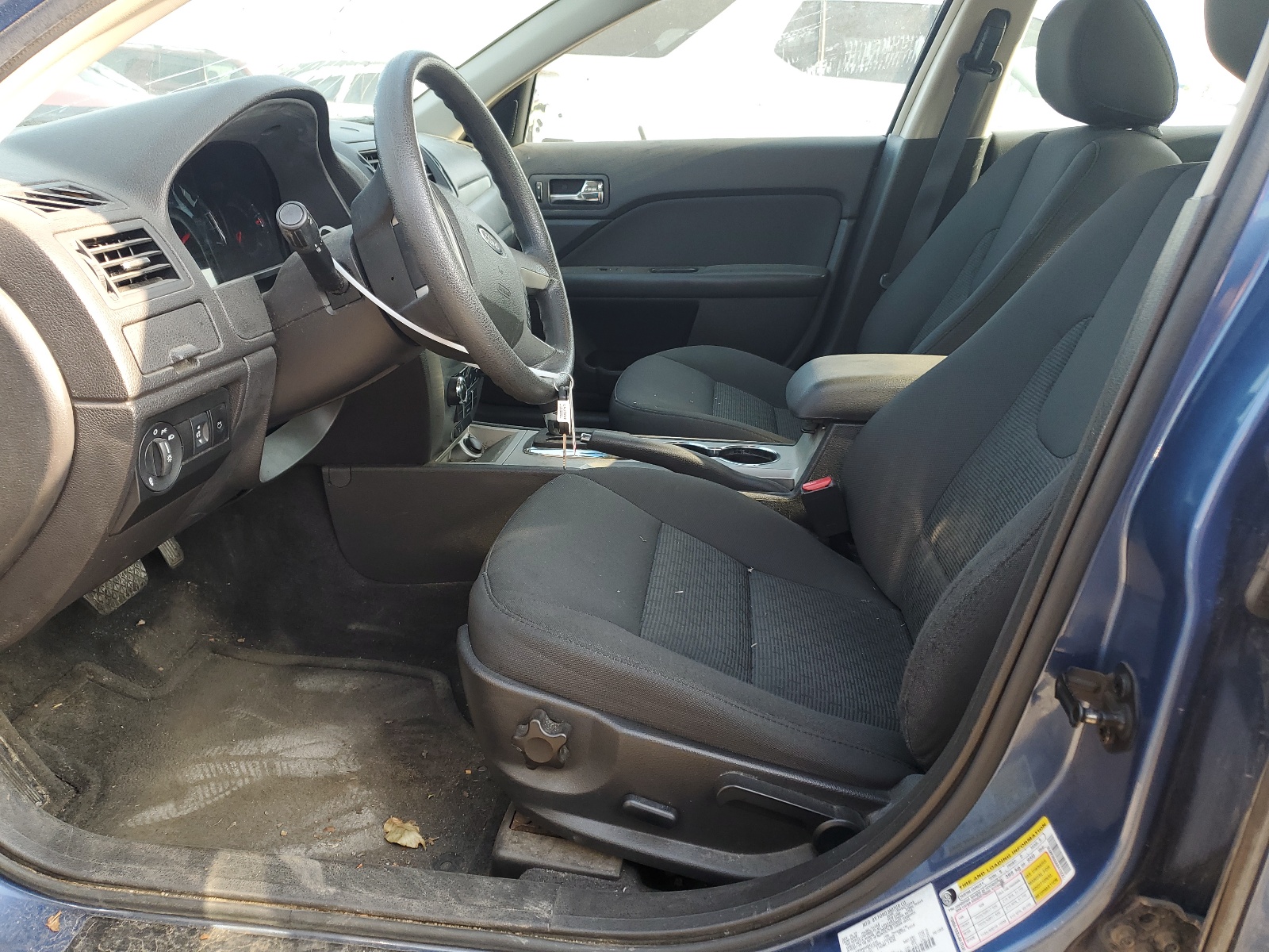 3FAHP0HA5AR415222 2010 Ford Fusion Se