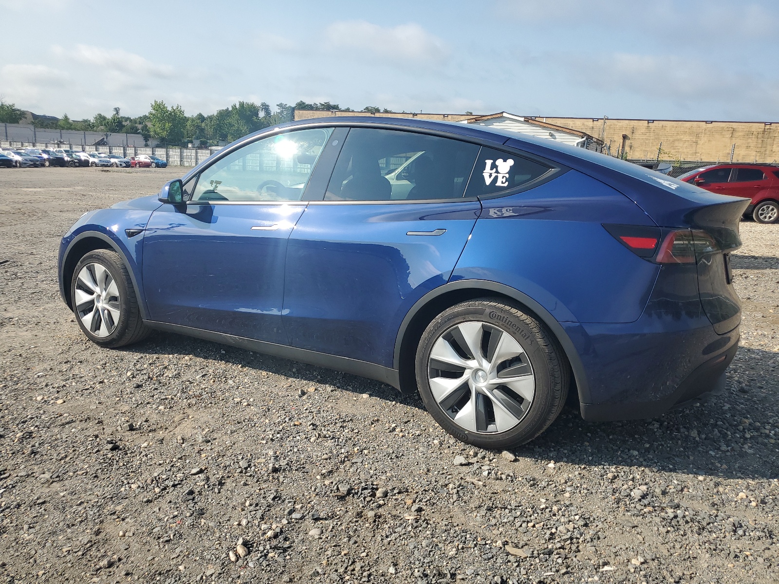 7SAYGDEEXPF686069 2023 Tesla Model Y